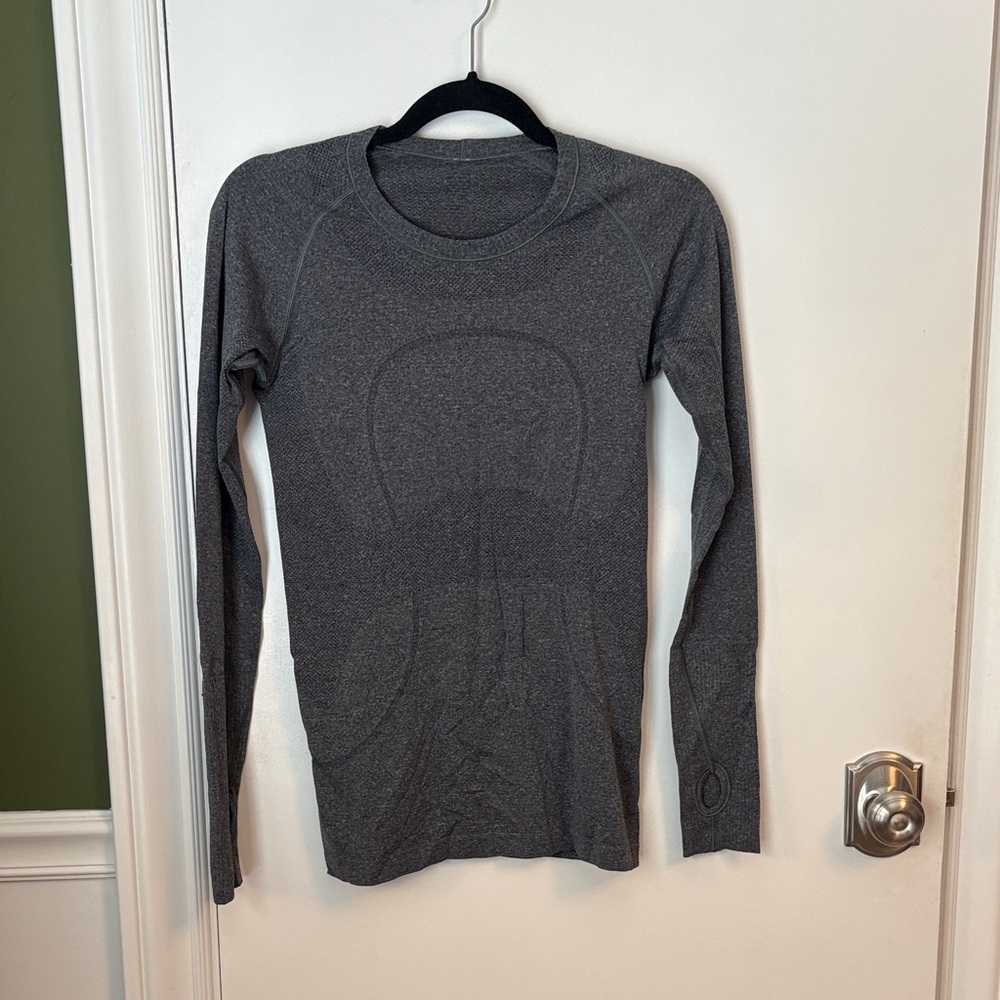 lululemon athletica Gray Long Sleeve Top
